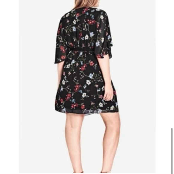 City Chic Floral Allure Chiffon Faux Wrap Drape Batwing Plus Dress Size 18 - Picture 8 of 15